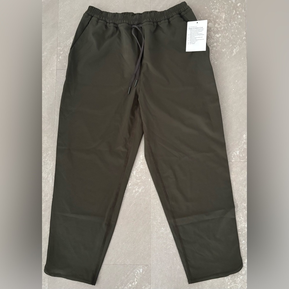 Lululemon Keep it Classic Crop Size 6